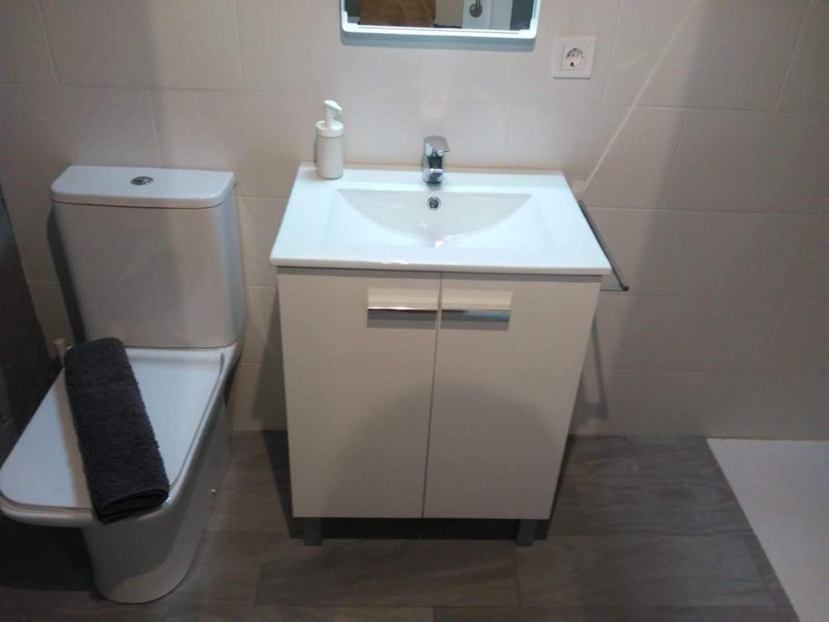 Pequeno Alojamiento Con Mini Piscina - No Climatizada Valência Exterior foto