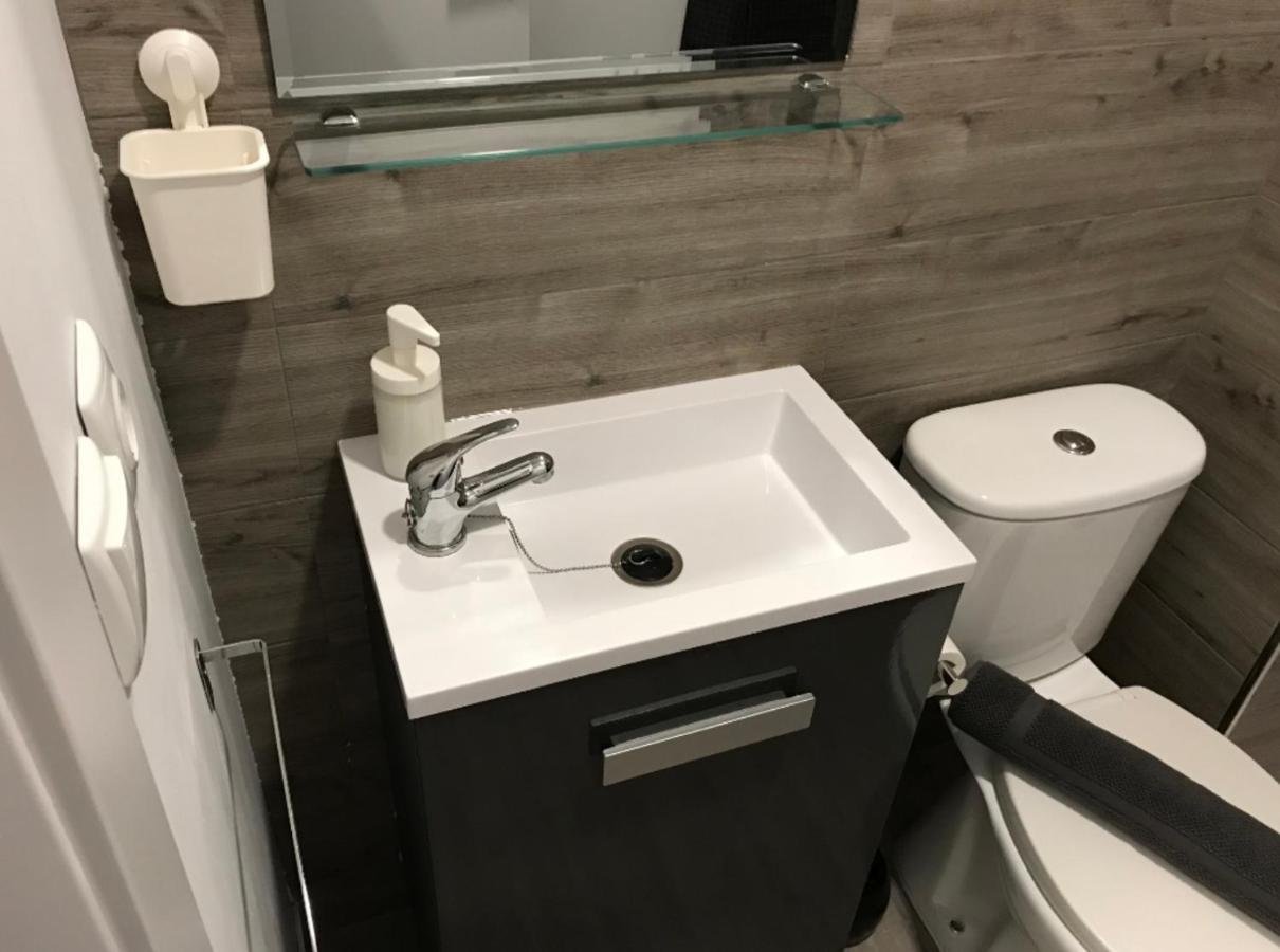 Pequeno Alojamiento Con Mini Piscina - No Climatizada Valência Exterior foto