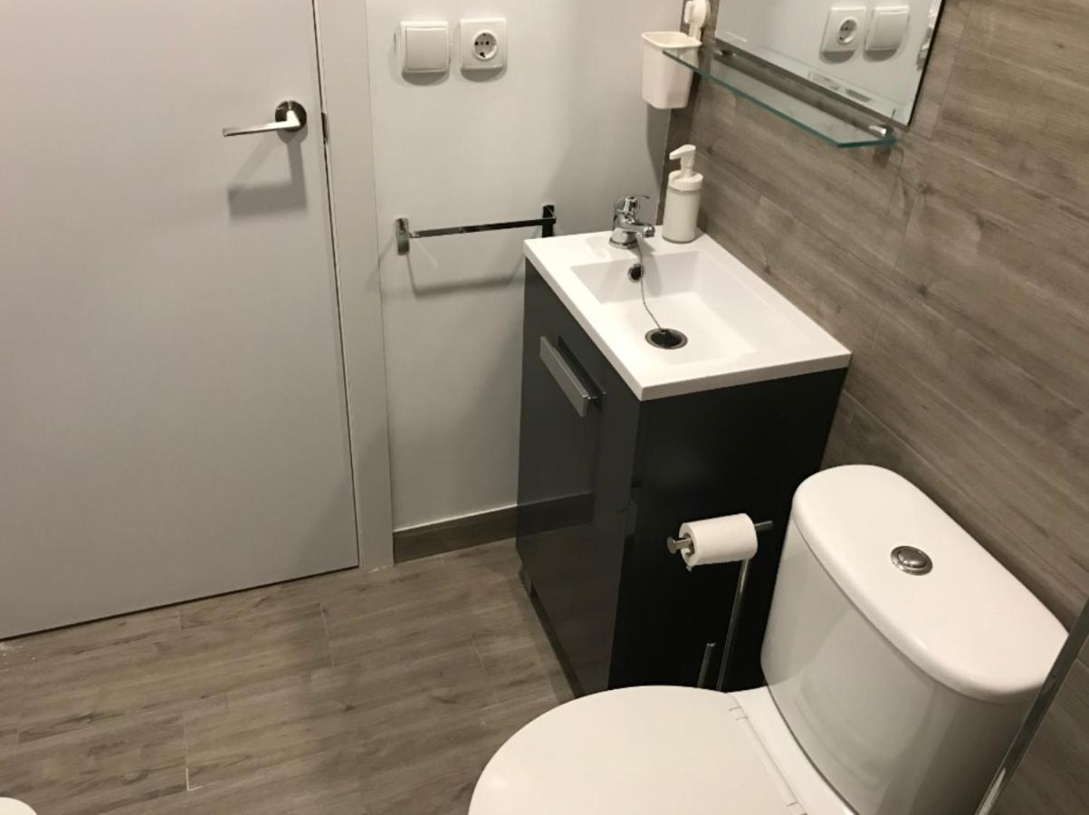Pequeno Alojamiento Con Mini Piscina - No Climatizada Valência Exterior foto